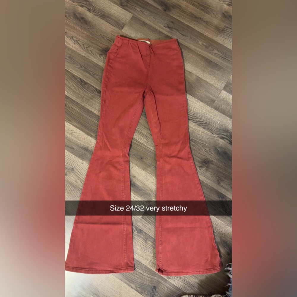 Rock & Roll Cowgirl Red Flare Jeans with Wide Leg